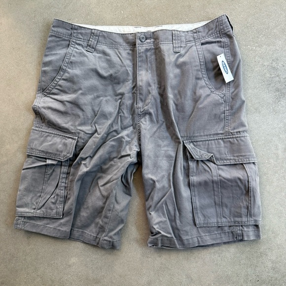 Old Navy Men’s Cargo Shorts 3 Pair - Picture 6 of 14